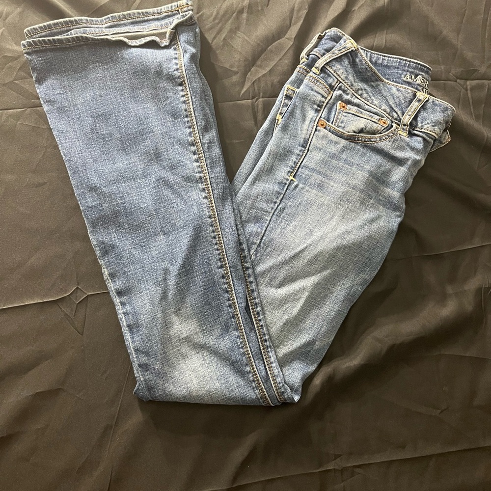American Eagle Outfitters Artist Super Stretch Jeans - Medium Blue